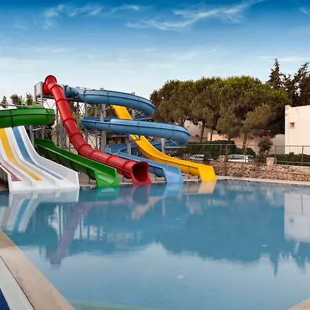Golden Age Bodrum ホテル