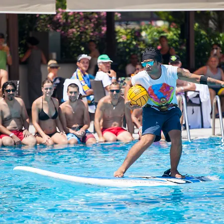 Otel Golden Age Bodrum Herşey Dahil Yalıkavak