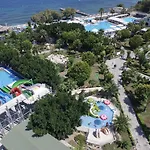Golden Age Bodrum ホテル