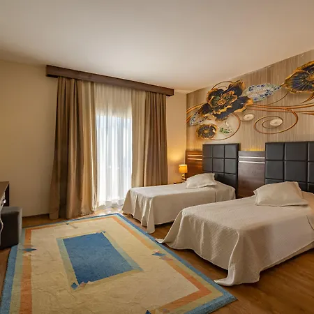 호텔 Golden Age Bodrum