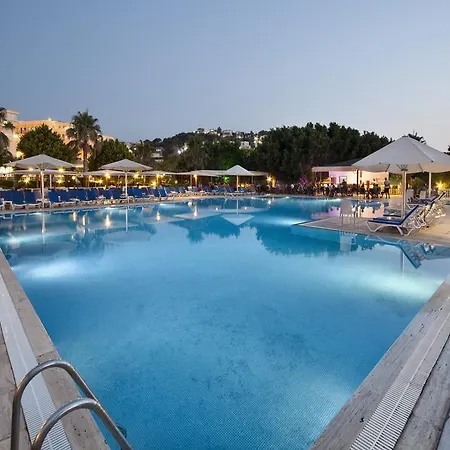Golden Age Bodrum Отель