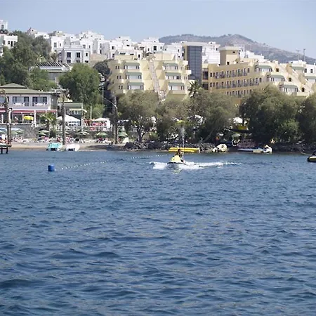 Hotel Golden Age Bodrum 4*