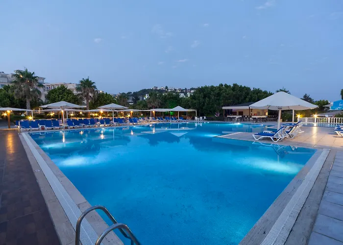Golden Age Bodrum 4* Yalıkavak